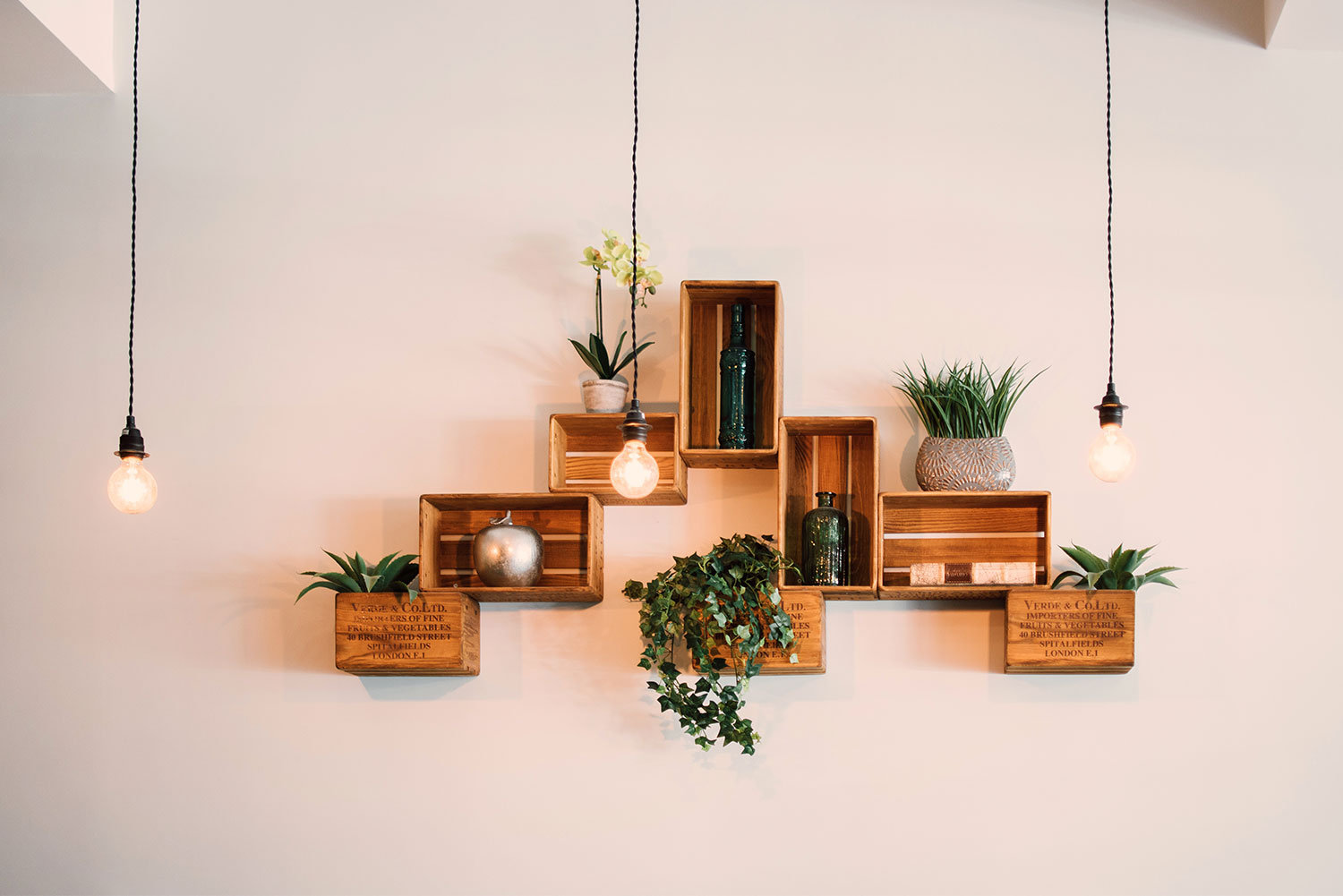 Floating shelves